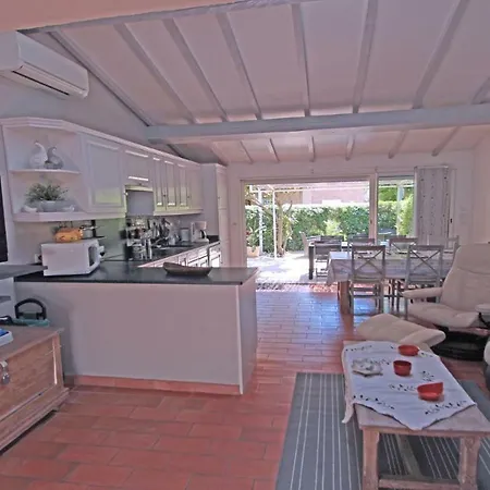 Bleuets D'azur Vakantiehuis *