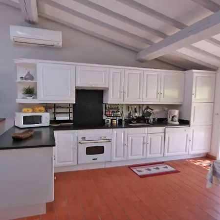 Maison Climatisée Avec 3 Chambres, Terrasse Et Jardin Proche Du Centre-ville Et Commerces - Les Bleuets D'azur * Sainte-Maxime